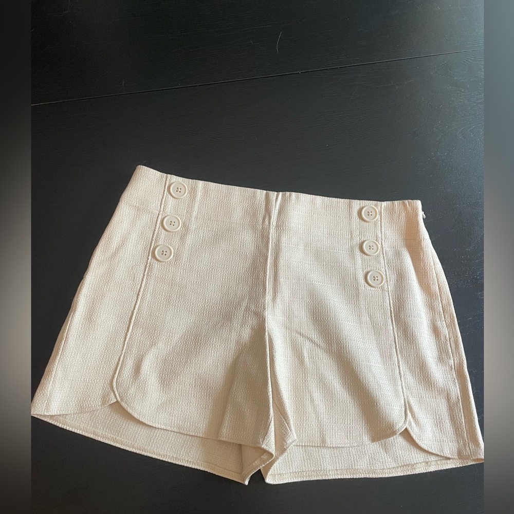 Loft size 2 shorts tan Brand New with tags